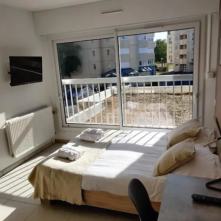 D-Day Goodcaen Apartment Exterior photo